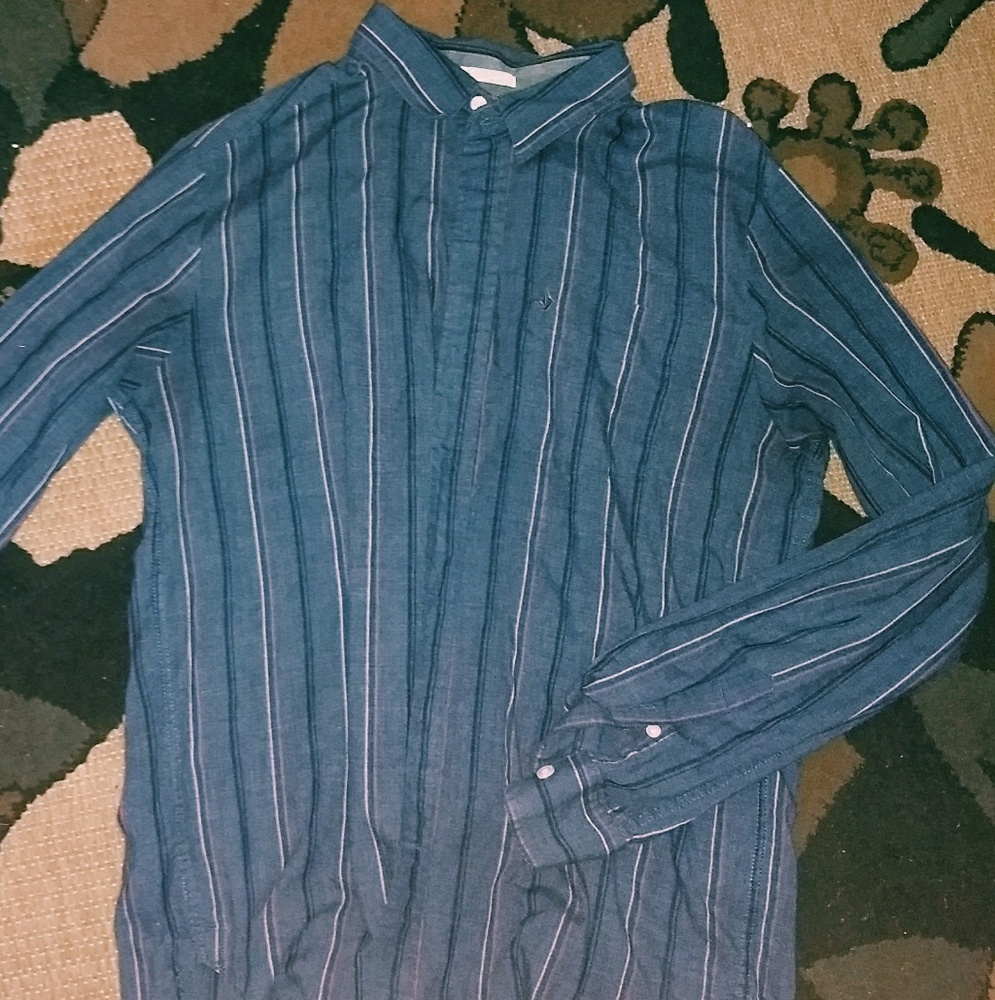 Classic fit volcom men's button down